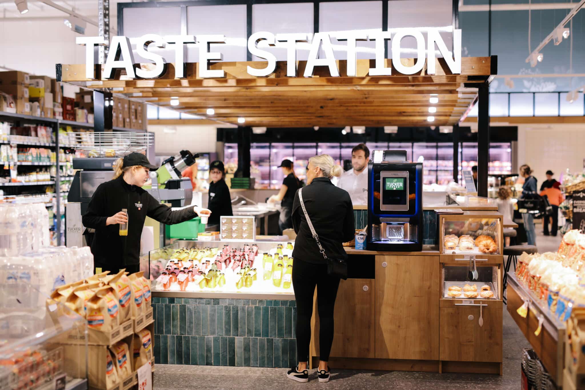 Kinross Wins Store of the Month for Supermarket News